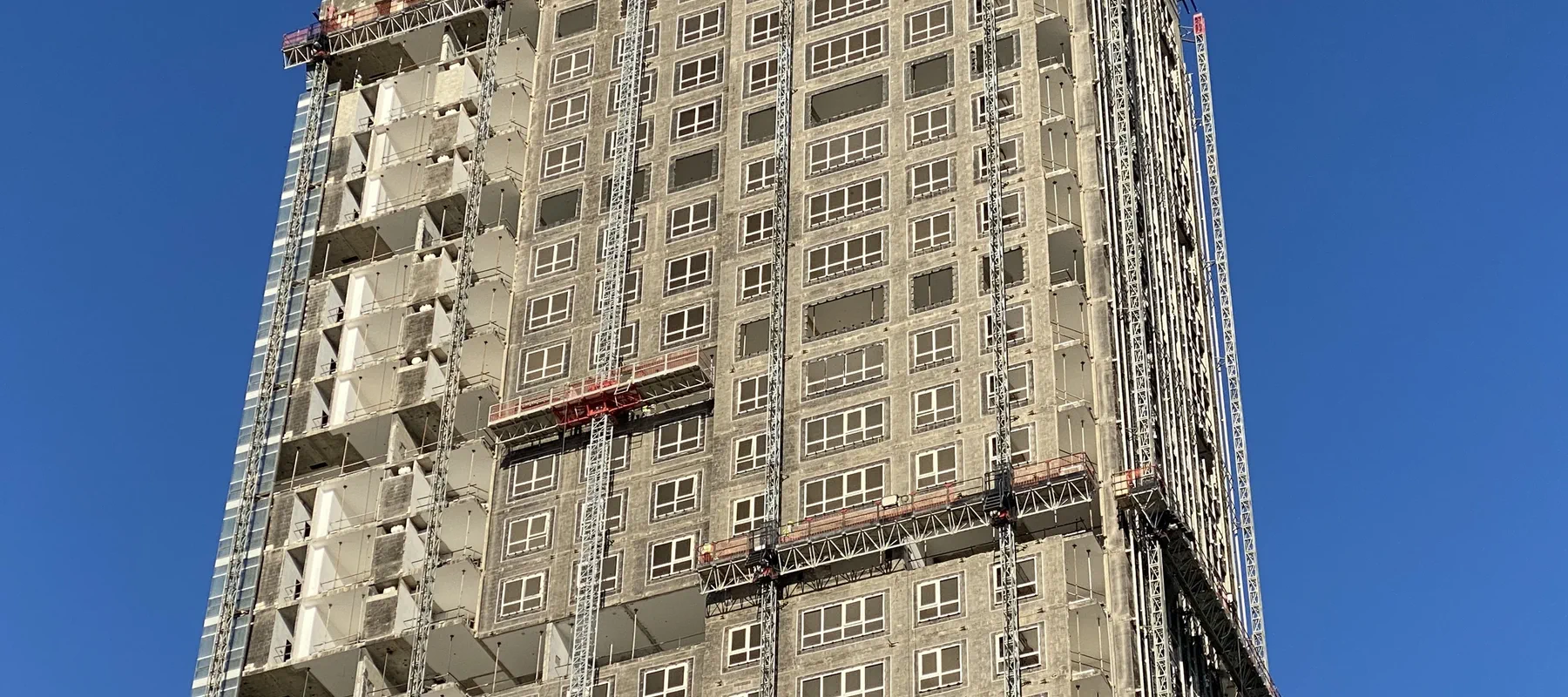 Mina Plaza Abu Dhabi Demolition Banner