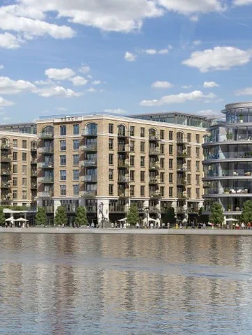 Hoists to go up at Fulham Reach, London