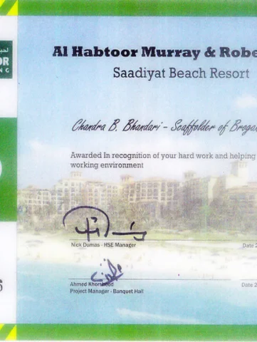 UAE Site Team Awarded for Safety Efforts