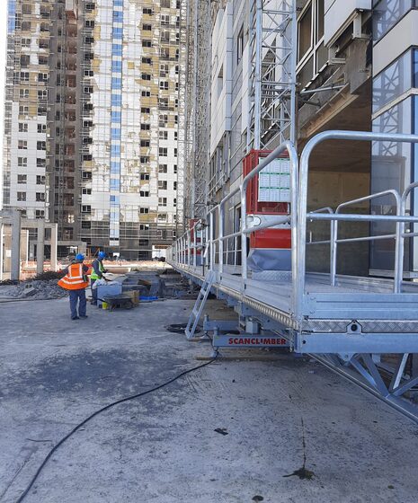 Mina Plaza Abu Dhabi Demolition gallery image 3