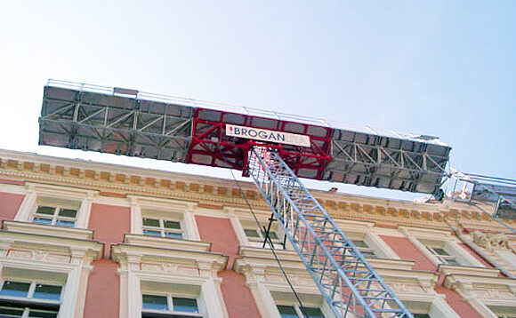 mast climbing platform