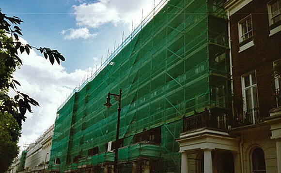 large scaffolding contractor