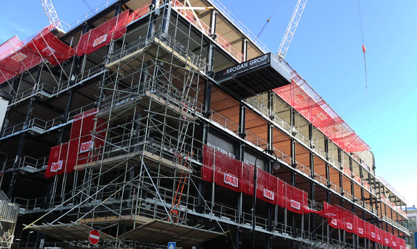 construction crane deck