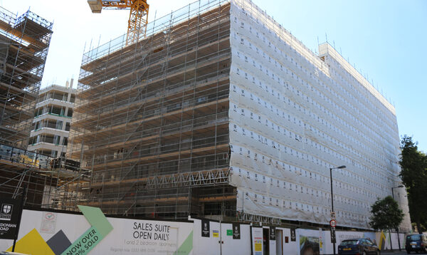 large scaffolding contractor