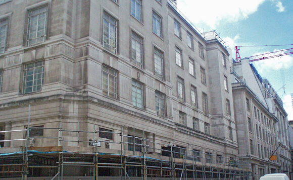 large scaffolding contractor