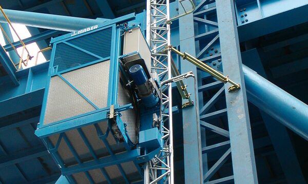 construction hoist