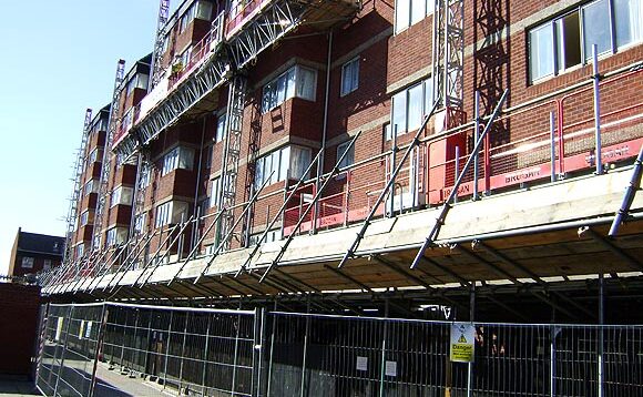 large scaffolding contractor
