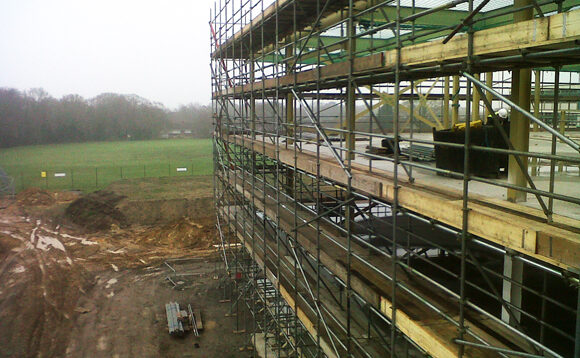 large scaffolding contractor