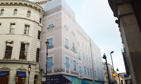 large scaffolding contractor