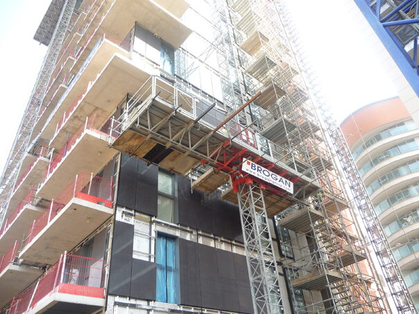 mast climbing platform